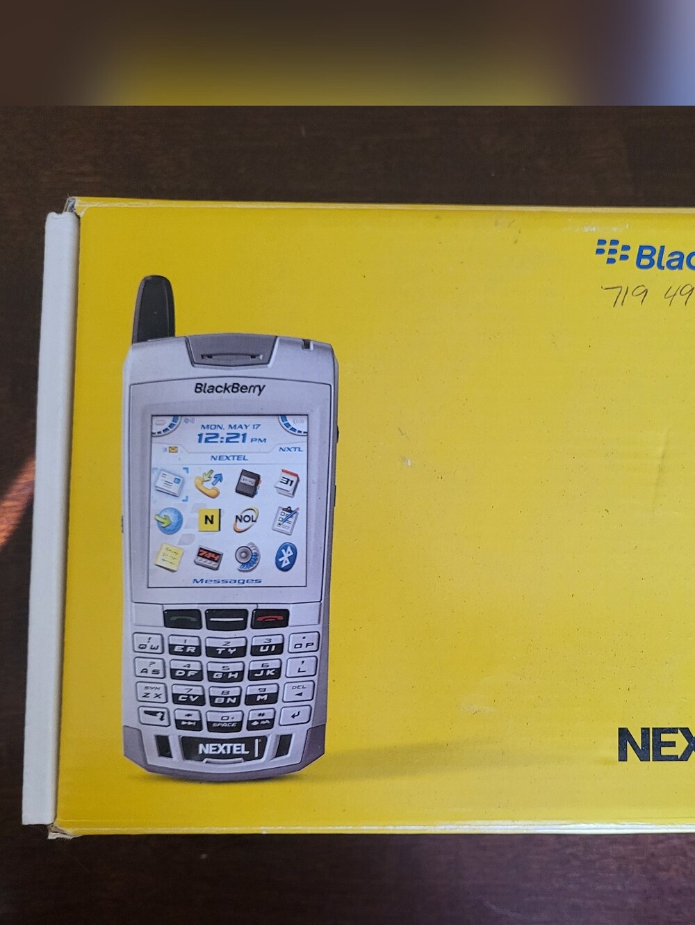Nextel BlackBerry 7100 Silver Feature Phone - Silver